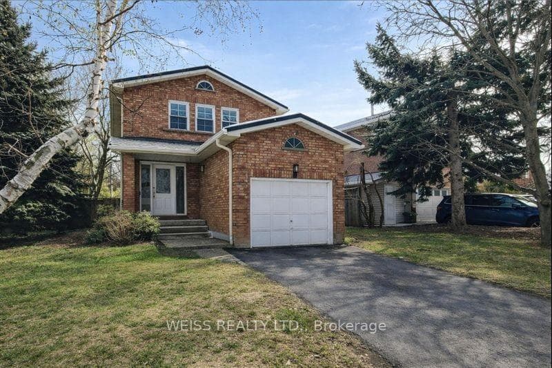9 Tralee Street, Brampton, ON L6Z 2X4 - Photo 1