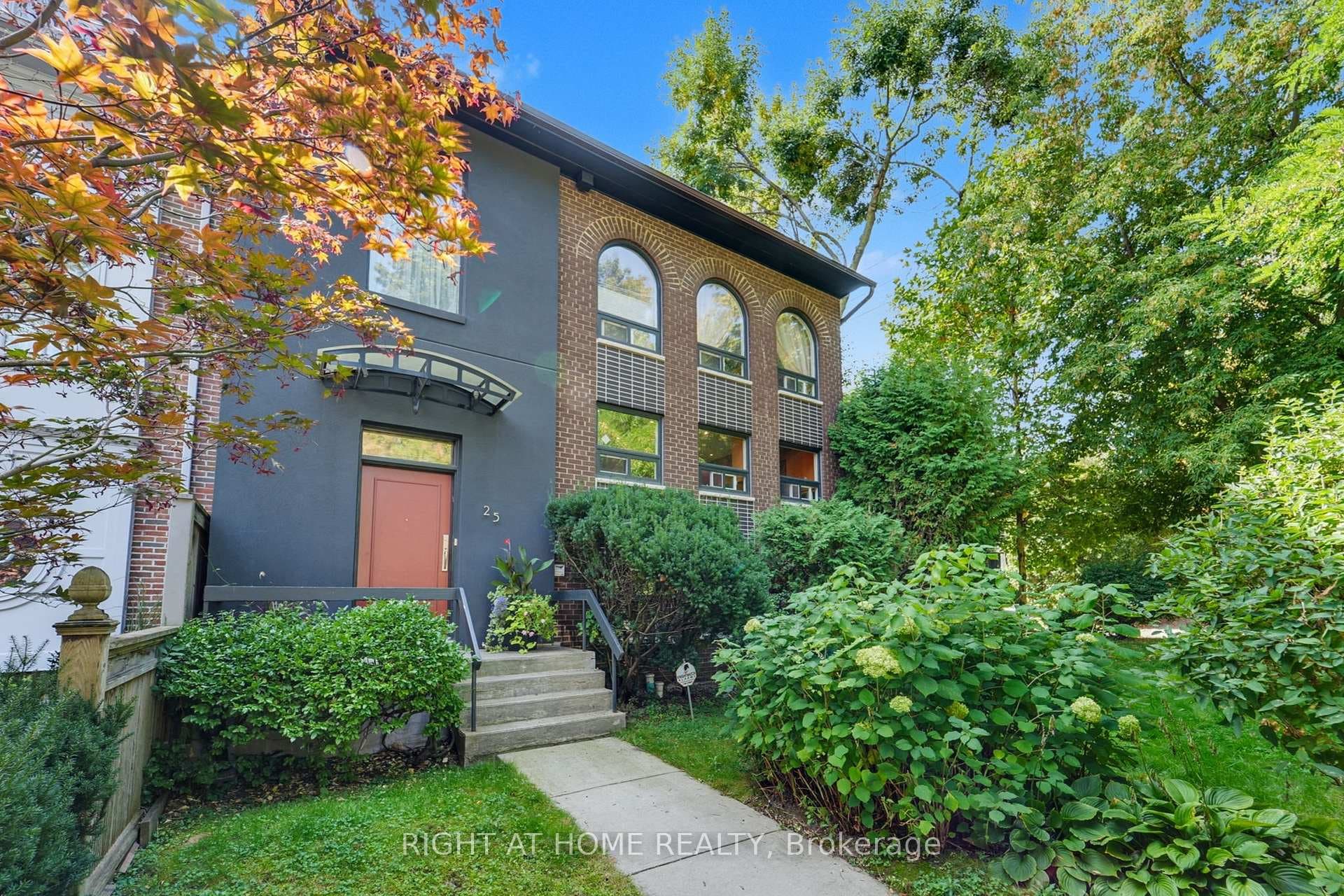 25 Clarendon Avenue, Annex / Yorkville / Summerhill, ON M4V 1H8 - Photo 1