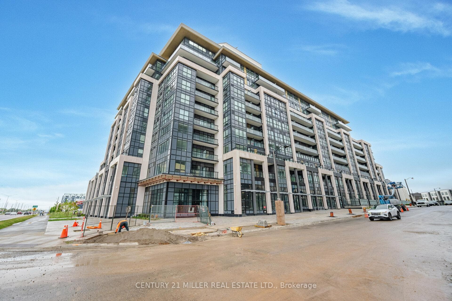 405 Dundas Street Unit 335, Oakville