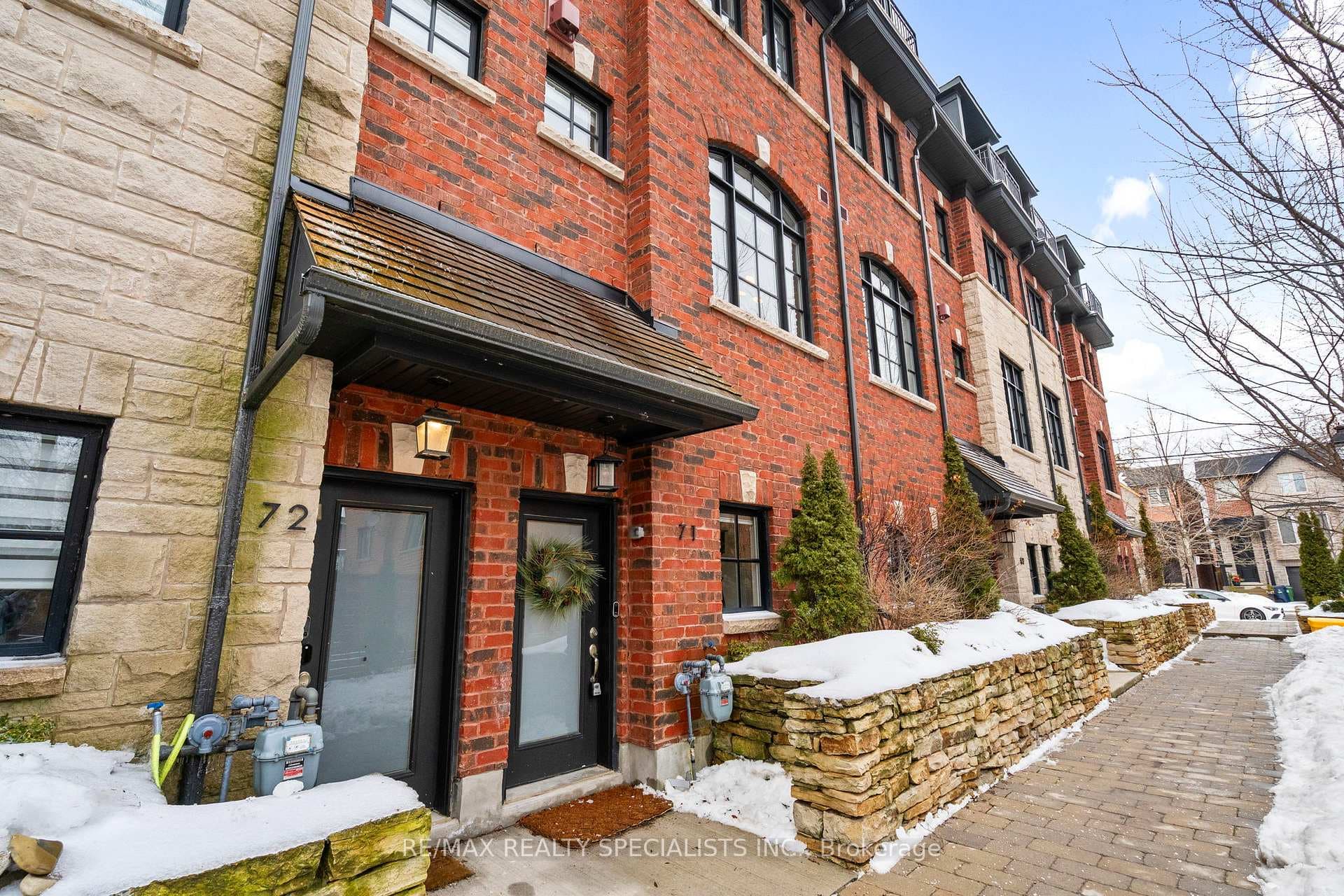 71 Elder Avenue Unit 71, Liberty Village / Parkdale / South Parkdale, ON M8W 0B8 - Photo 1