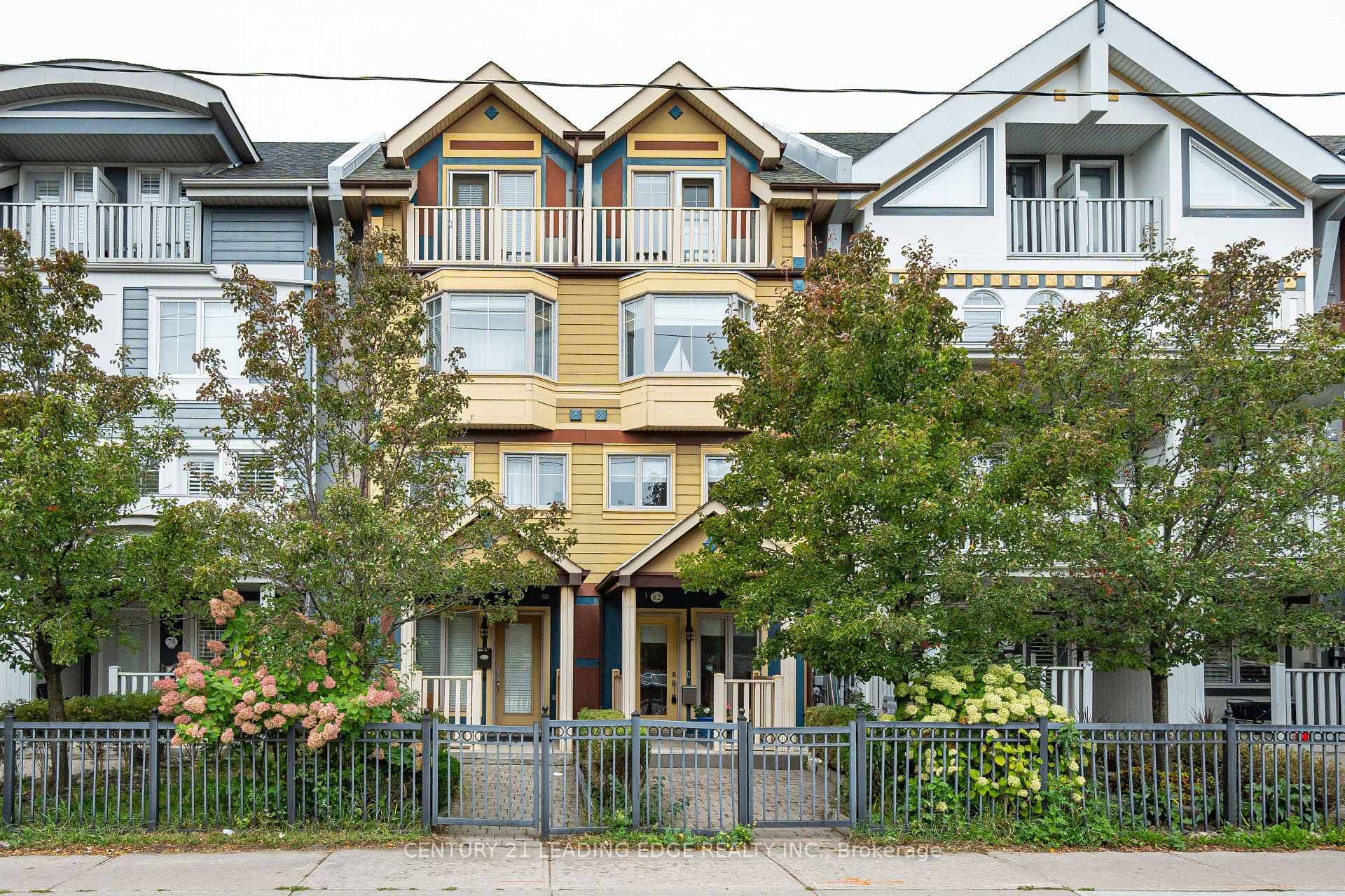 82 Woodbine Avenue, The Beaches / Upper Beaches, ON M4L 2A2 - Photo 1