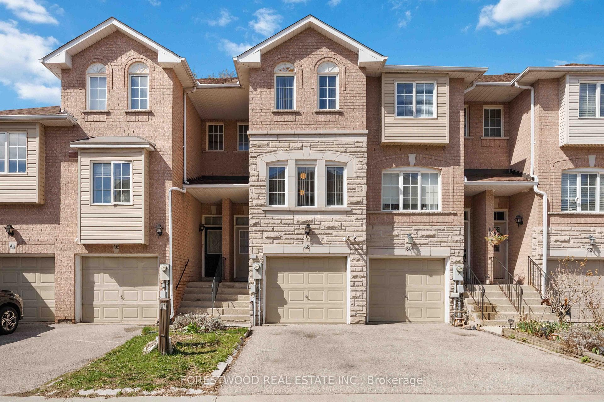 48 Pioneer Avenue, York / Weston, ON M6M 5H5 - Photo 1