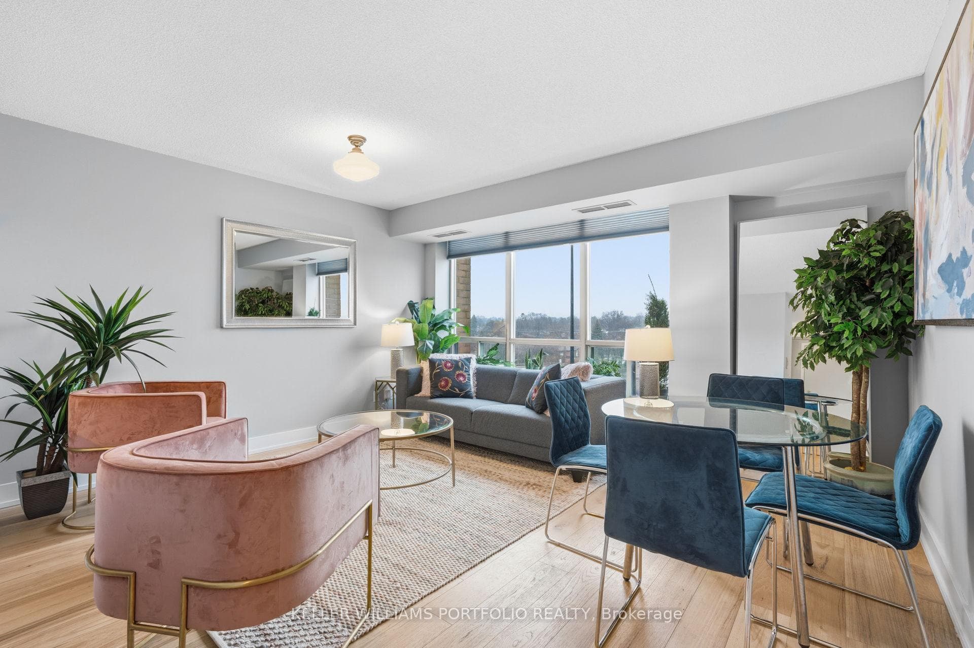 190 Manitoba Street Unit 802, Liberty Village / Parkdale / South Parkdale, ON M8Y 3Y8 - Photo 1