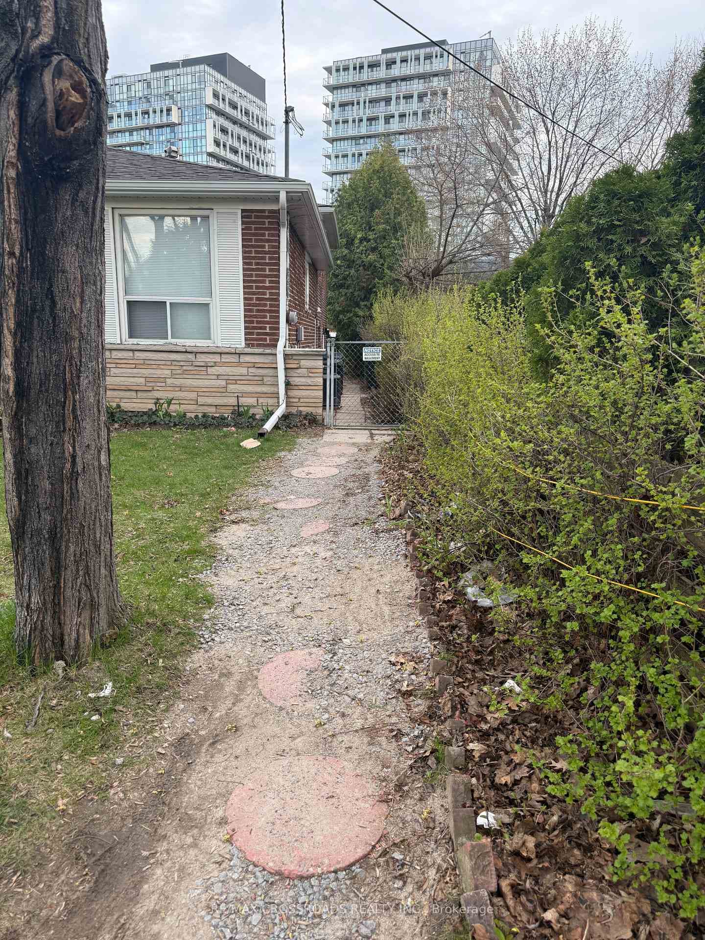 3 Lisburn Crescent, Hillcrest Village / Bayview Village, ON M2J 2Z5 - Photo 1
