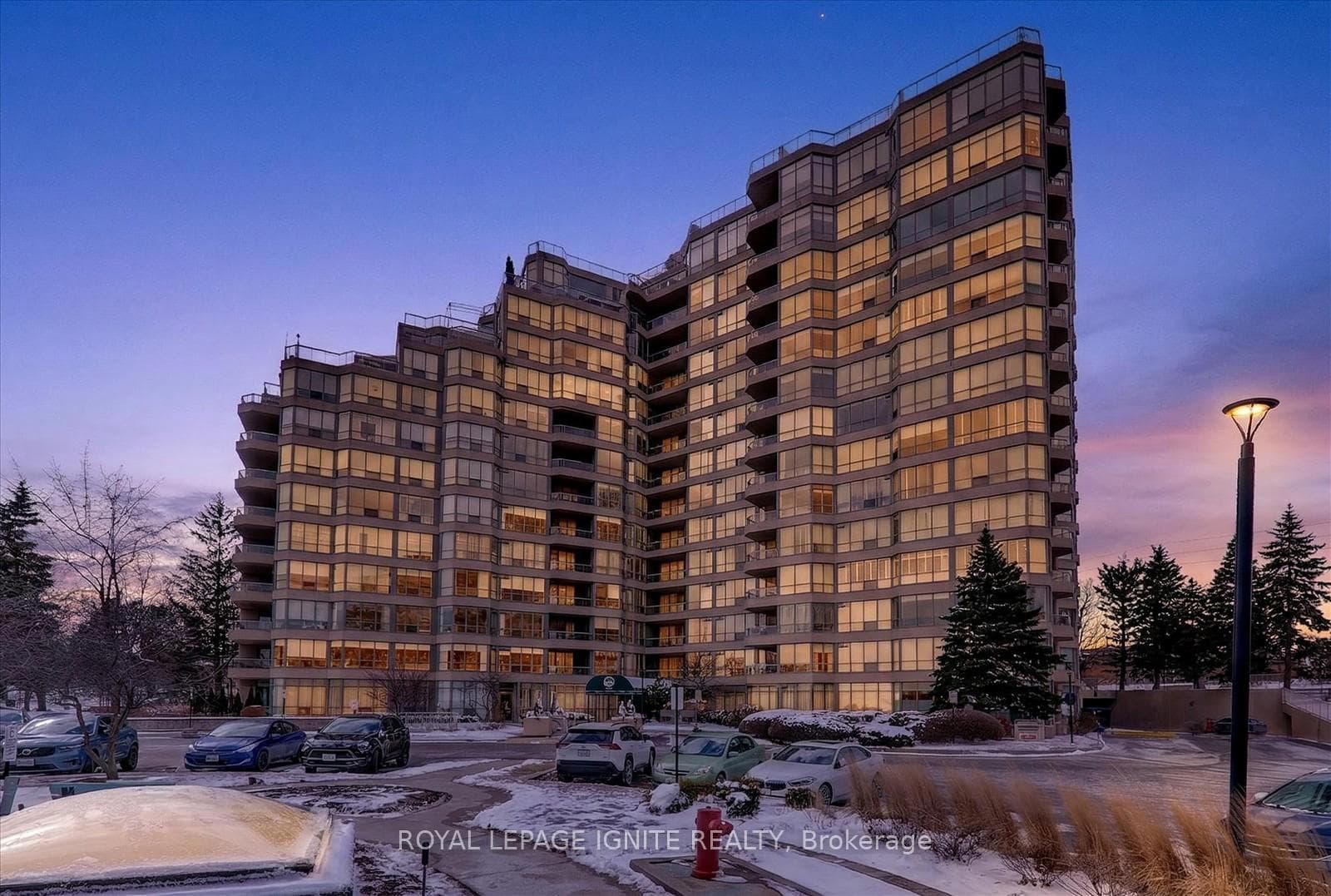 10 Guildwood Parkway Unit 1030, Scarborough Town Centre, ON M1E 5B5 - Photo 1