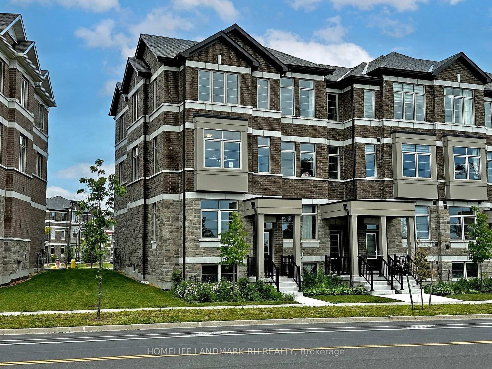27 Saigen Lane, Markham
