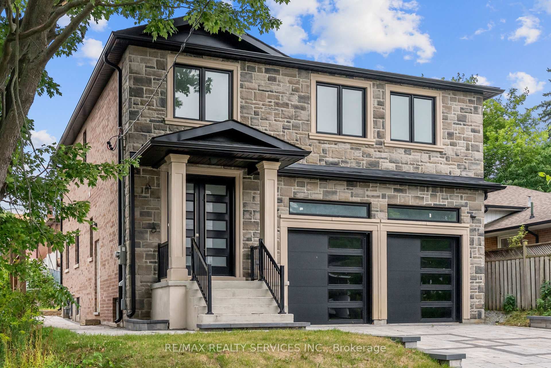 49 Greendowns Drive, Scarborough Town Centre, ON M1M 2G6 - Photo 1