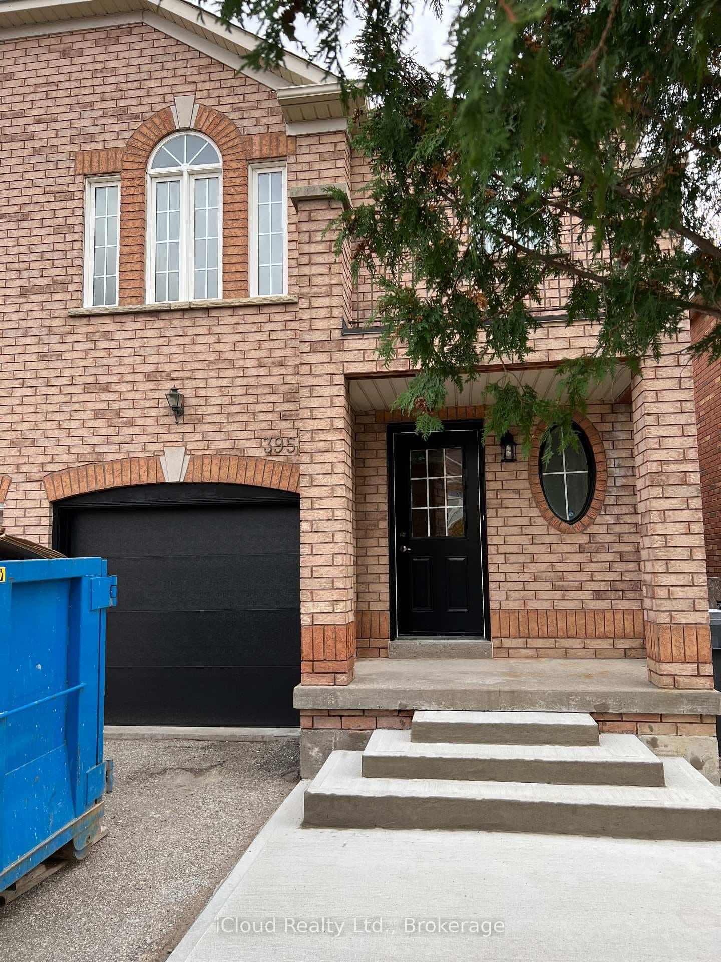 3956 Manatee Way, Mississauga, ON L5M 6P5 - Photo 1