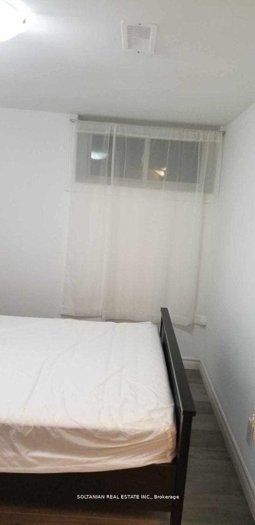12 Flerimac Road Unit Bsmt Rm, Rouge / Port Union / Malvern, ON M1E 4A9 - Photo 1
