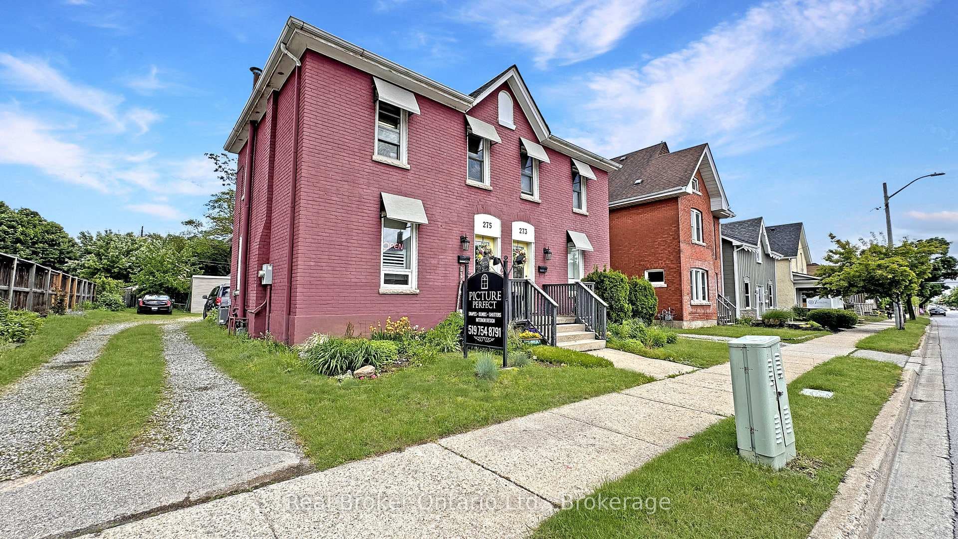 275 Brant Avenue, Brantford