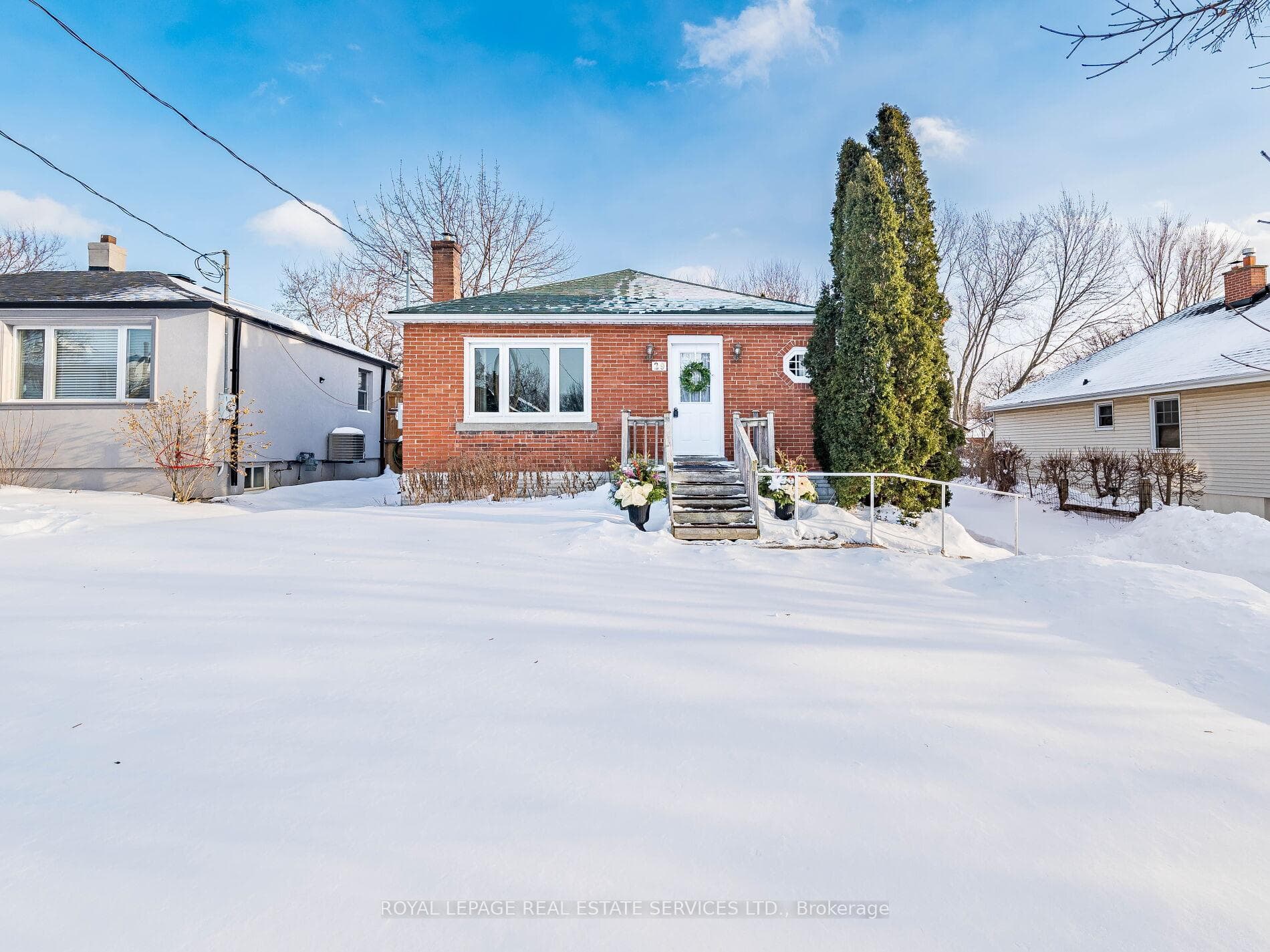29 Woodward Avenue, Brampton, ON L6V 1K2 - Photo 1