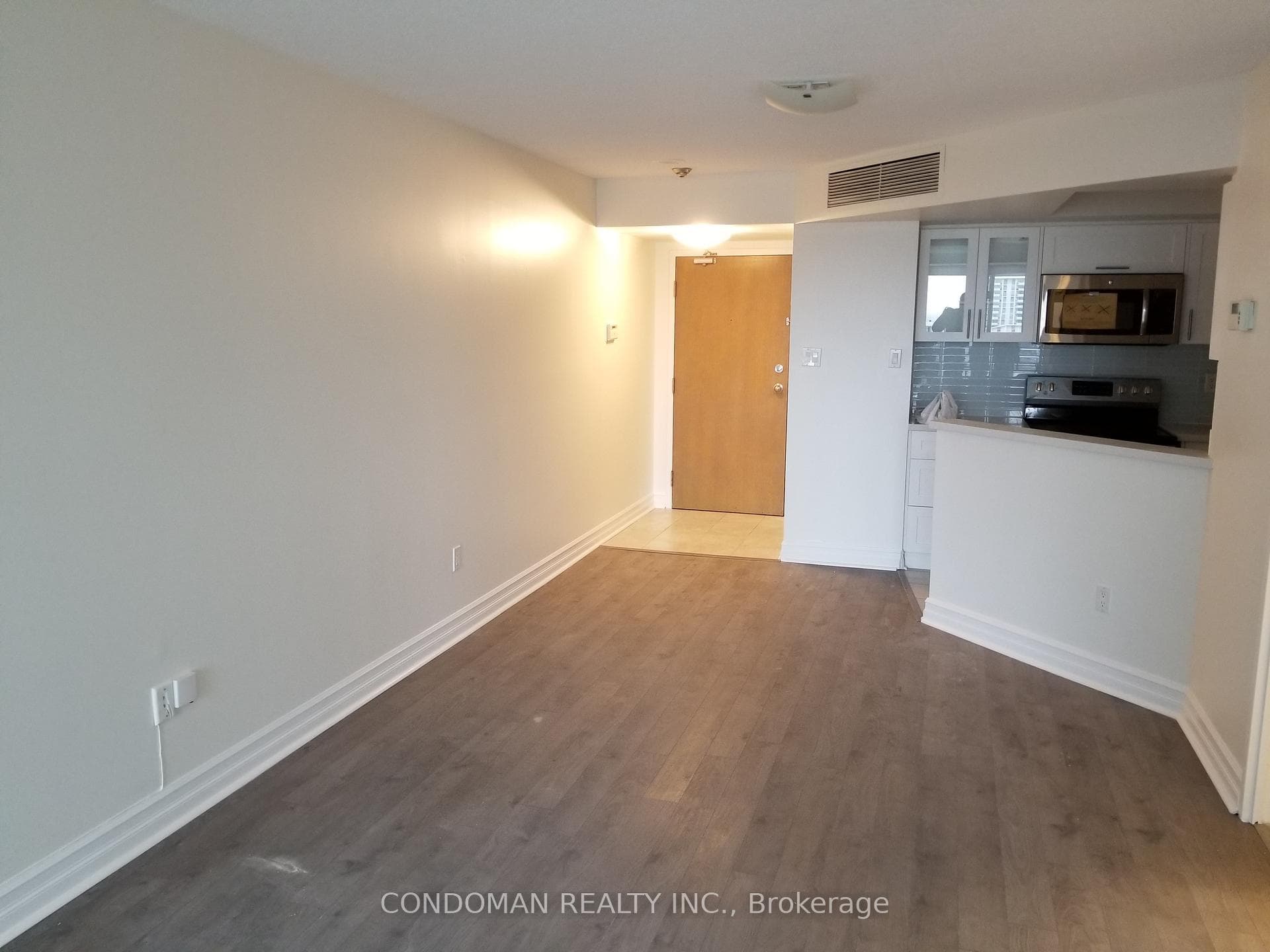 1001 Bay Street Unit 2005, Toronto C01