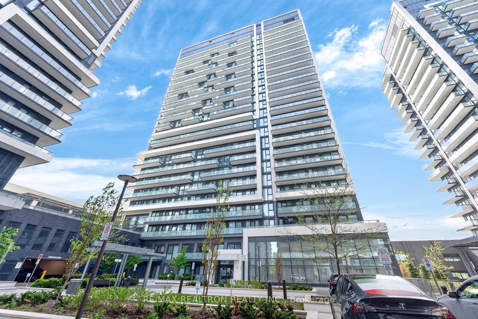 95 Oneida Crescent Unit LPH12, Richmond Hill, ON L4B 0H5 - Photo 1