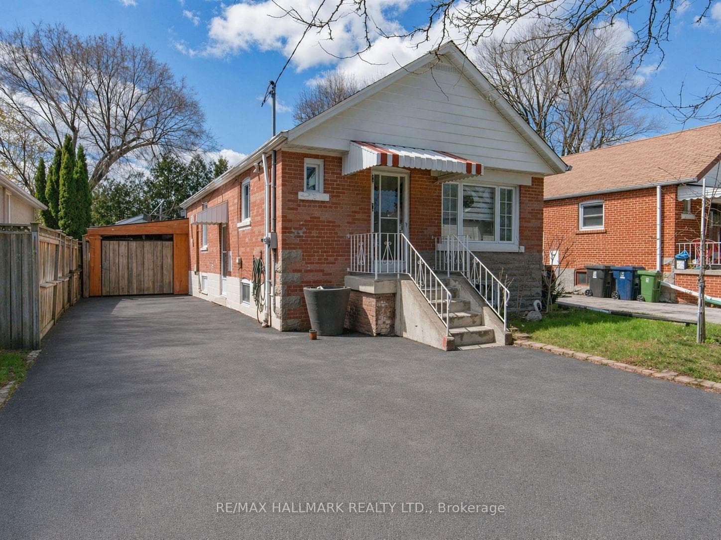 712 Pharmacy Avenue, Dorset Park / Kennedy Park, ON M1L 3J2 - Photo 1