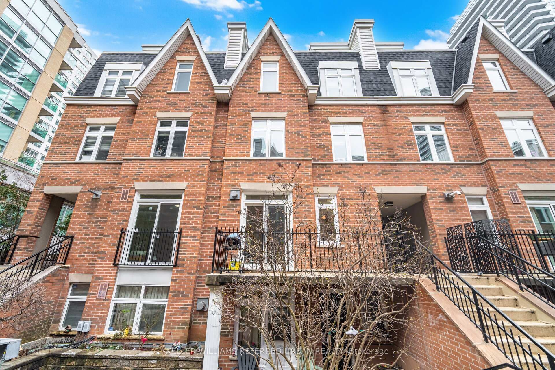 83 Lillian Street Unit 25, Leaside / Davisville, ON M4S 2H7 - Photo 1