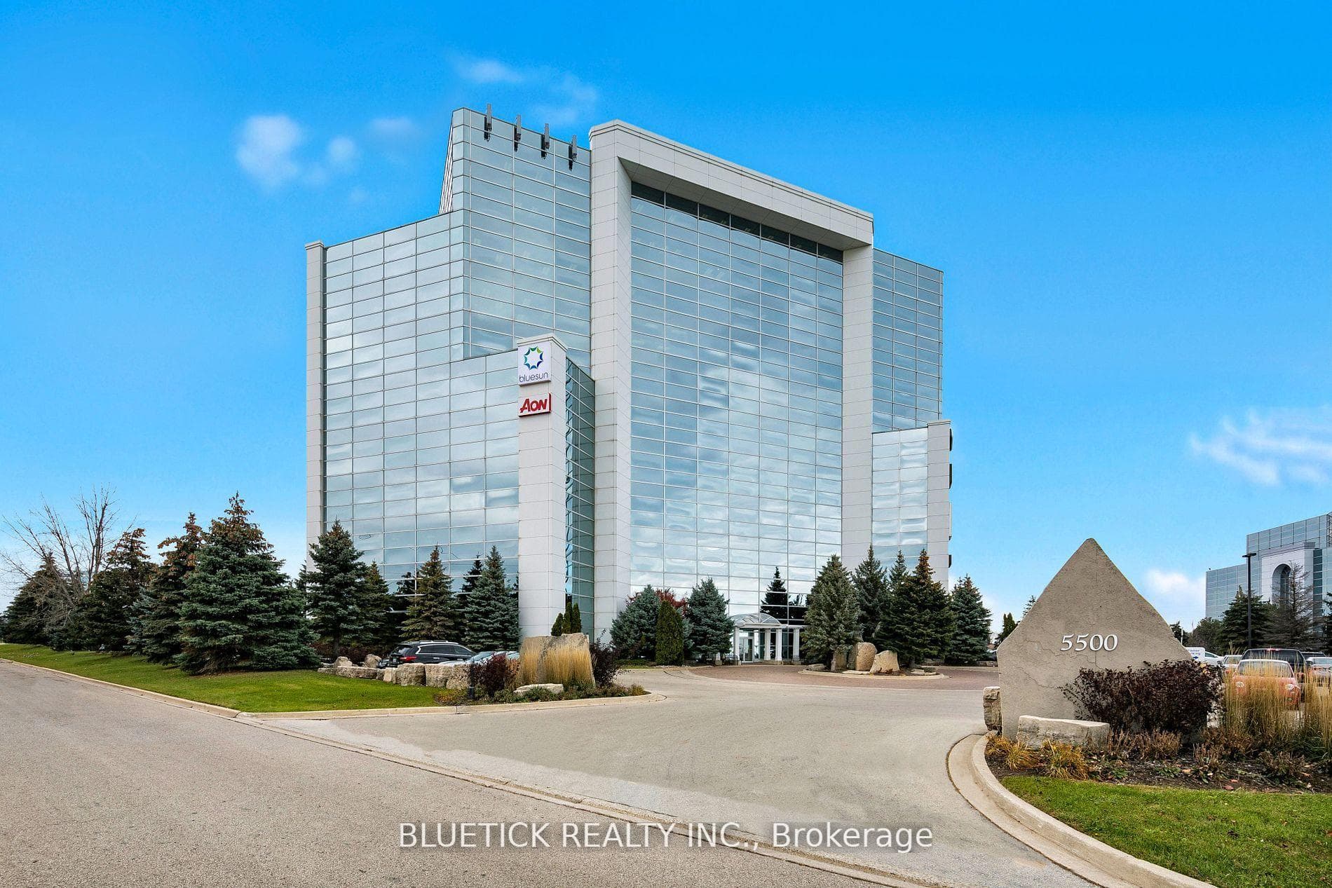5500 North Service Road Unit 1104, Burlington, ON L7L 6W6 - Photo 1