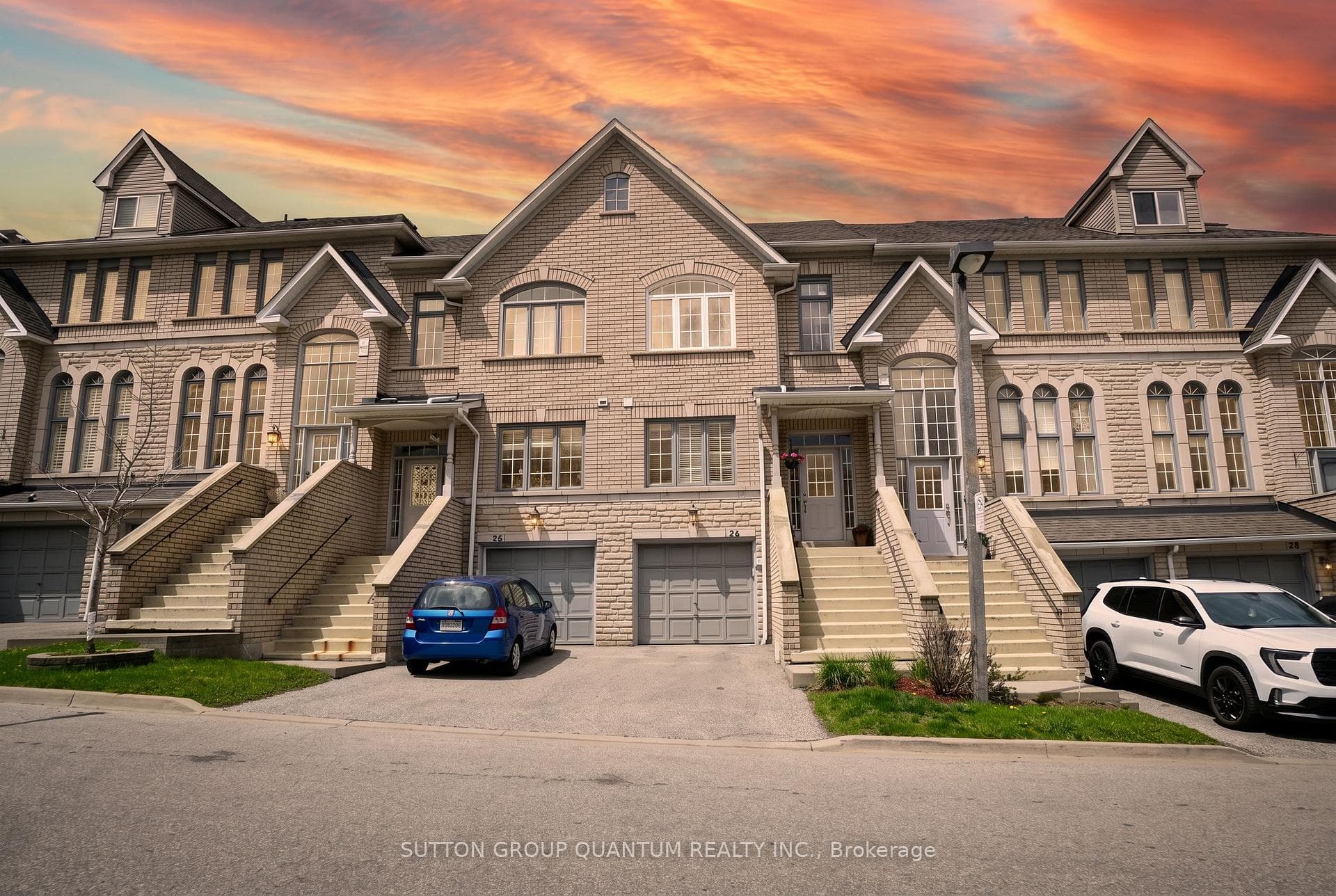 5525 Palmerston Crescent Unit 26, Mississauga, ON L5M 5Z8 - Photo 1