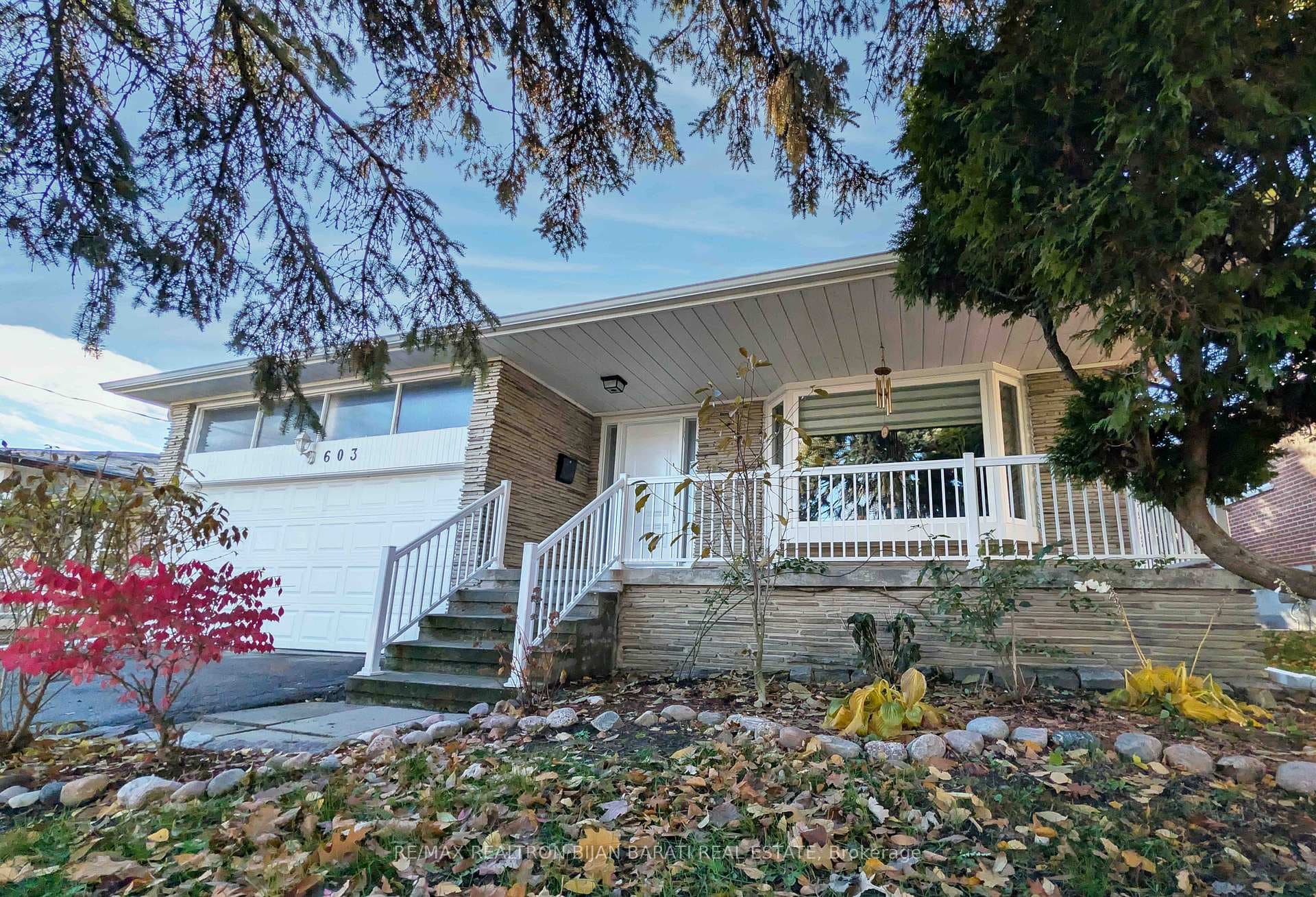 603 Cummer Avenue, Toronto C15