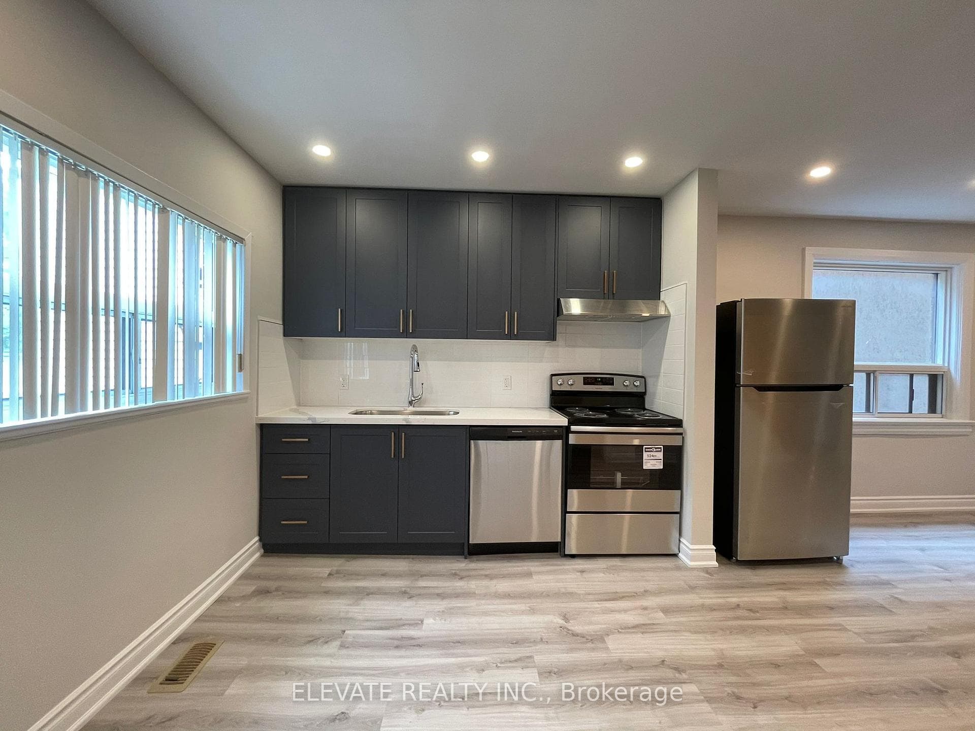 245 Mcroberts Avenue Unit 1, Keelesdale / Eglinton West, ON M6E 4P3 - Photo 1