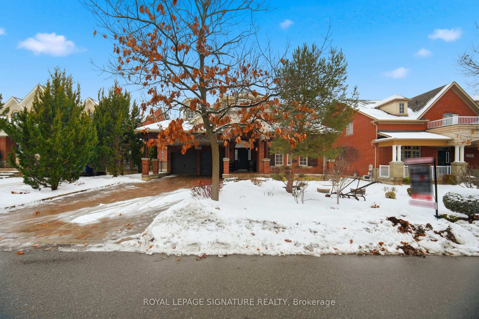 1592 Hallstone Road, Brampton, ON L6Y 5K8 - Photo 1