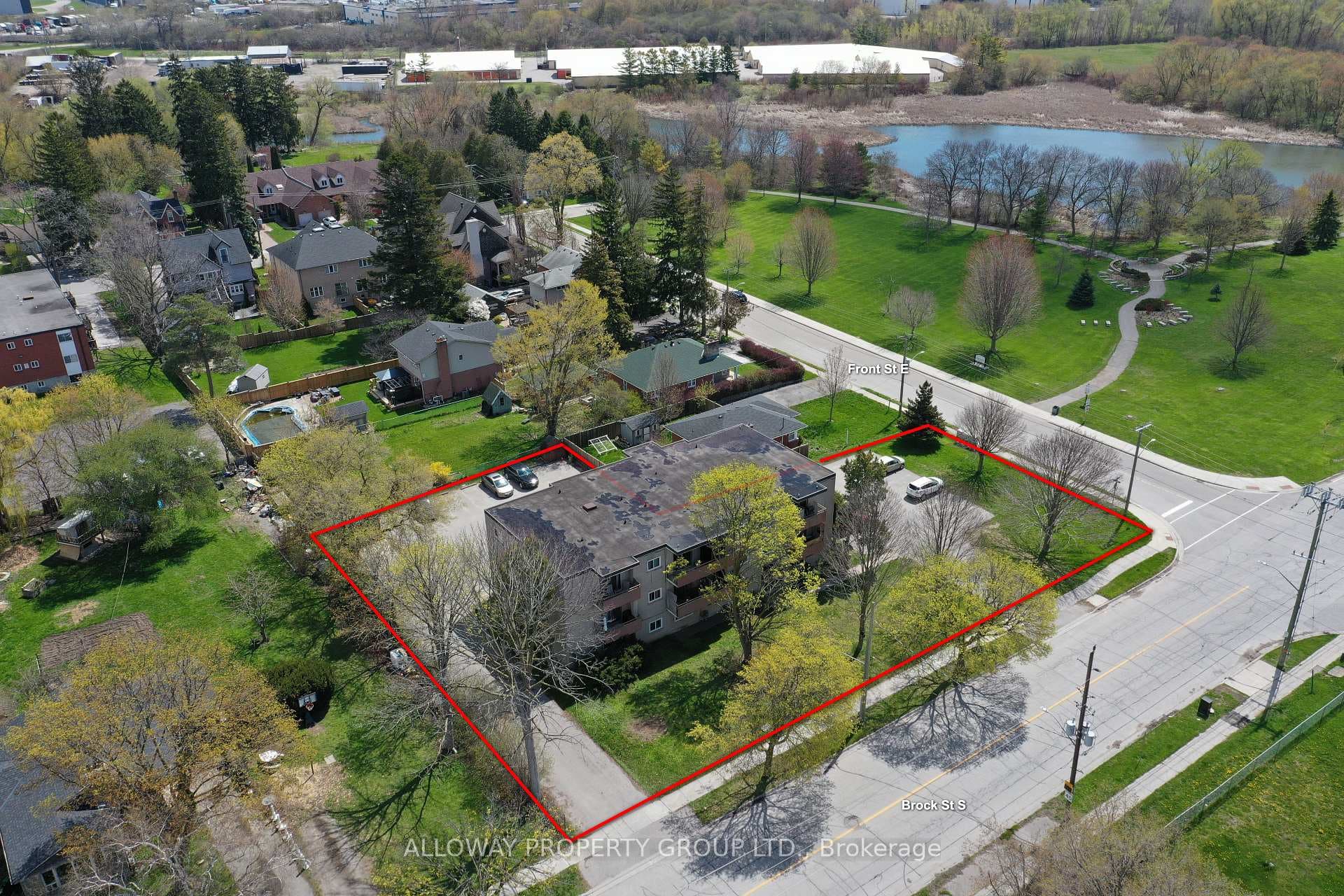 102 Front Street, Whitby