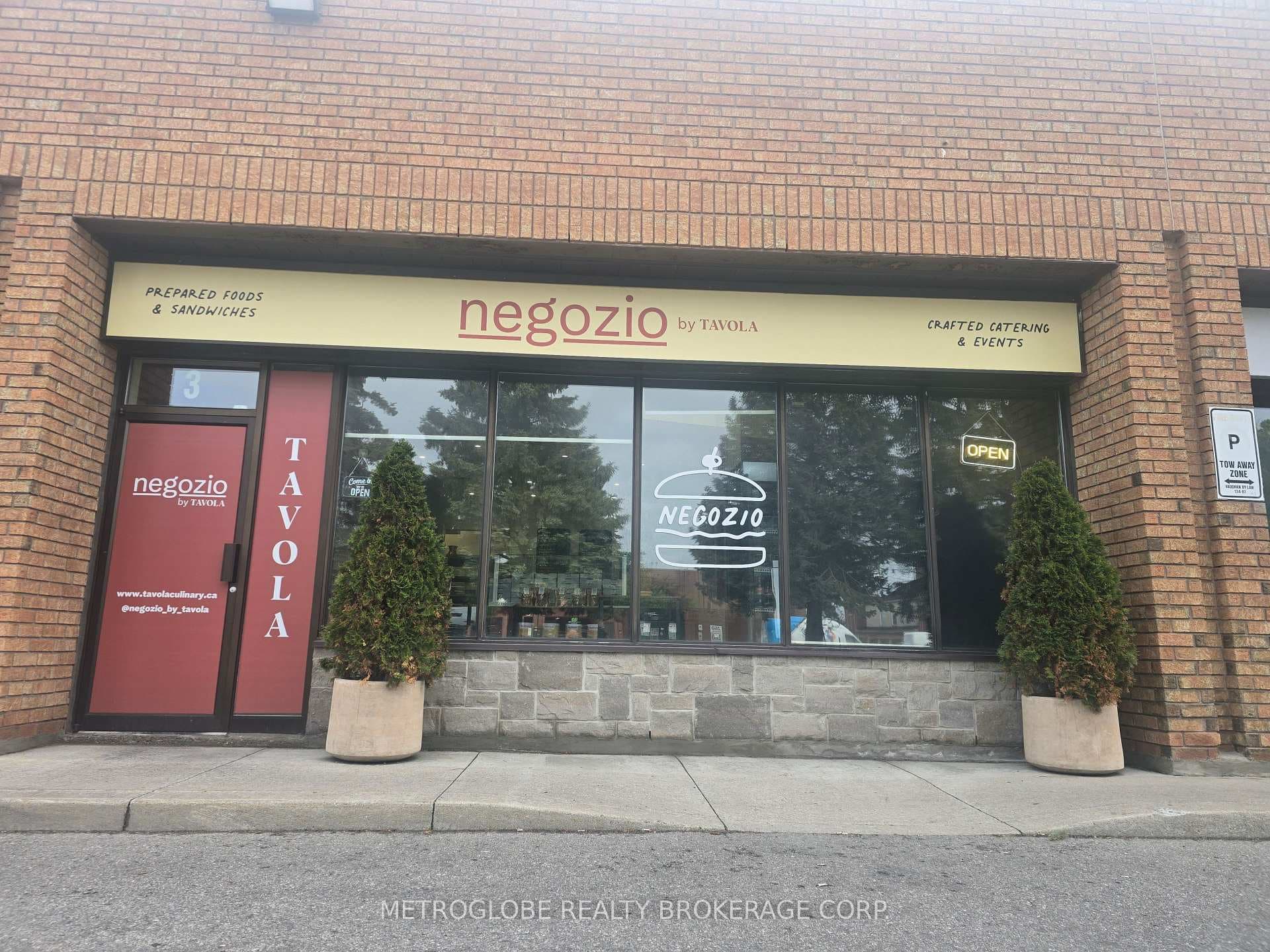 253 Jevlan Drive Unit 1, Vaughan, ON L4L 7Z6 - Photo 1