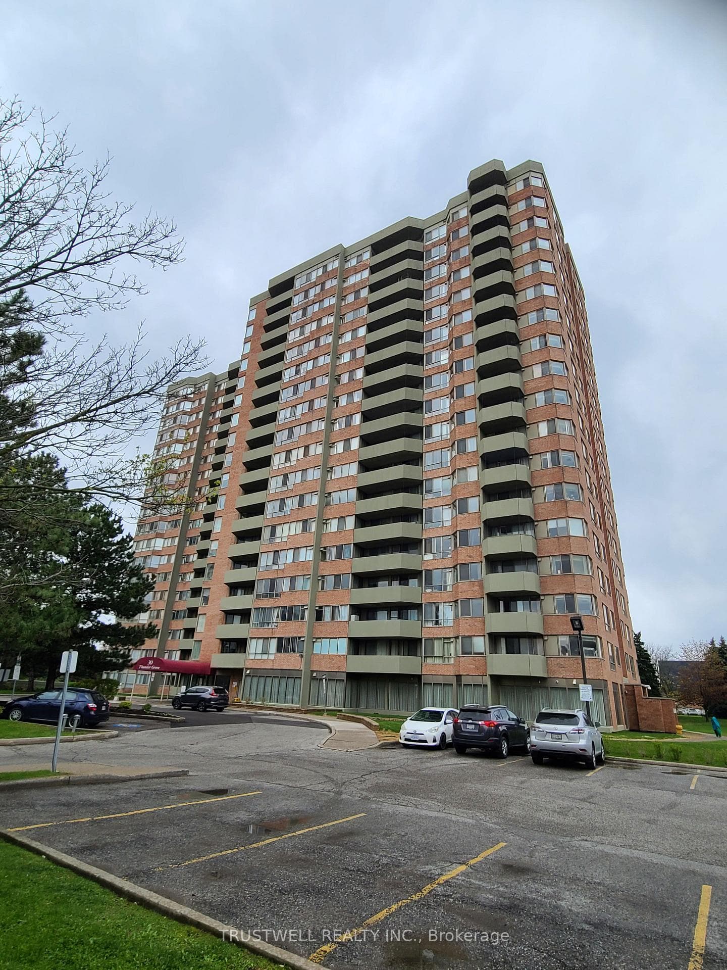 30 Thunder Grove Unit 1010, Toronto E07