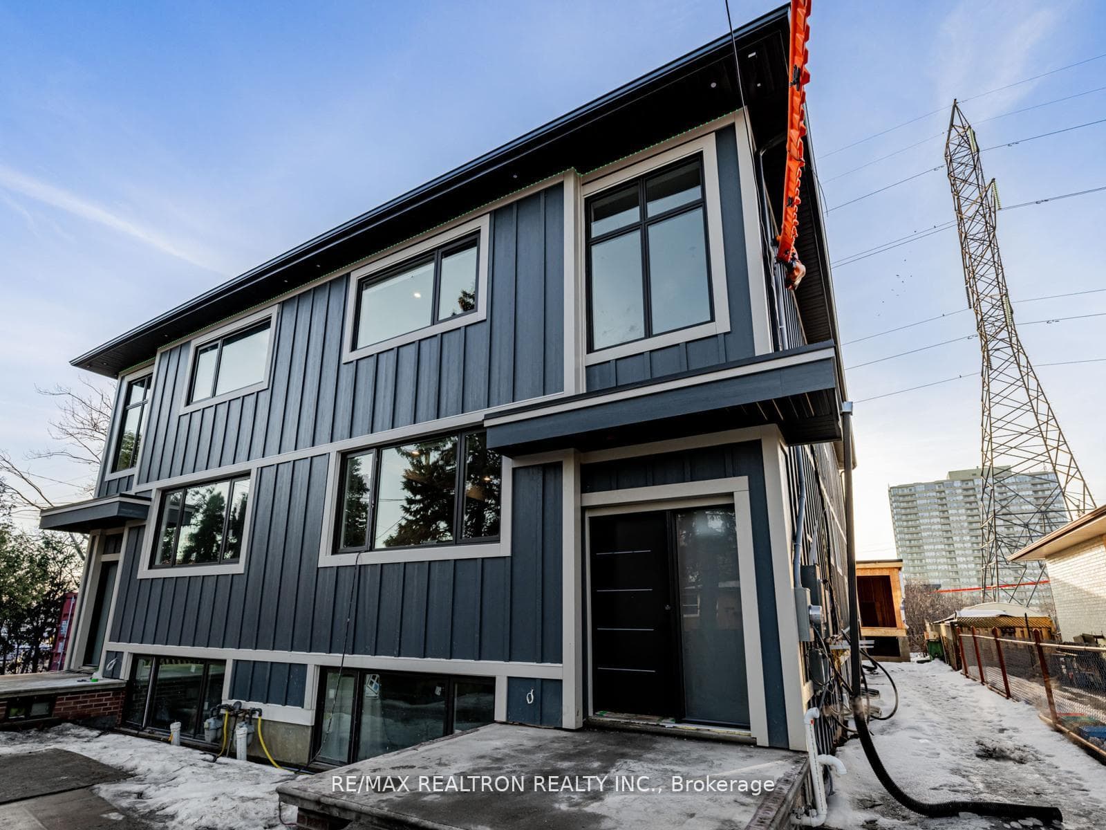 560 Finch Avenue Unit Main, Thornhill / Willowdale, ON M2R 1N7 - Photo 1