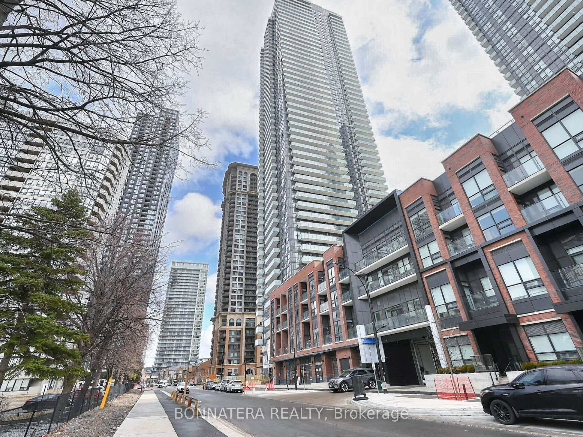 430 Square One Drive Unit 4309, Mississauga, ON L5B 0L6 - Photo 1
