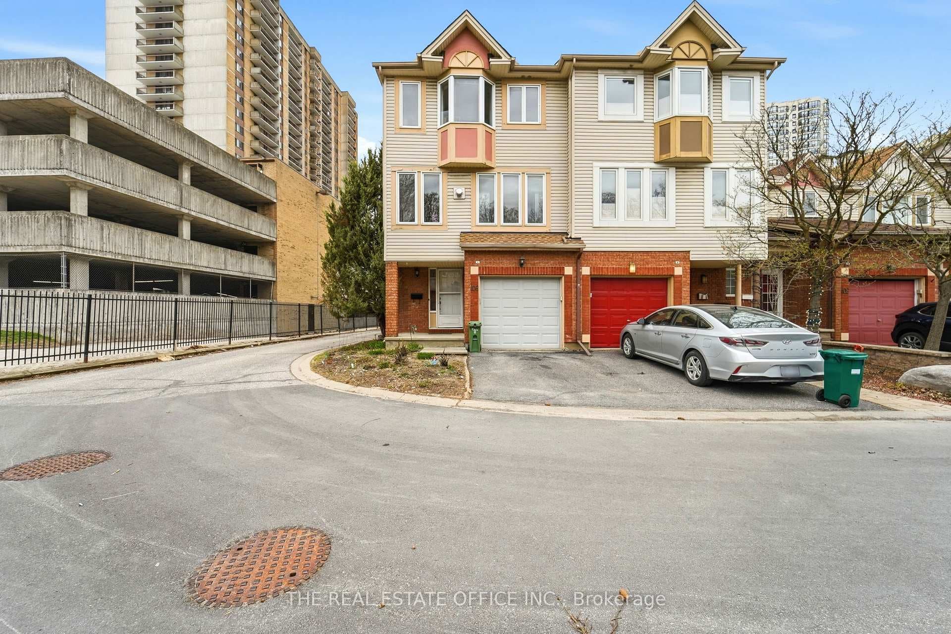 106 Corsica Private, Alta Vista and Area