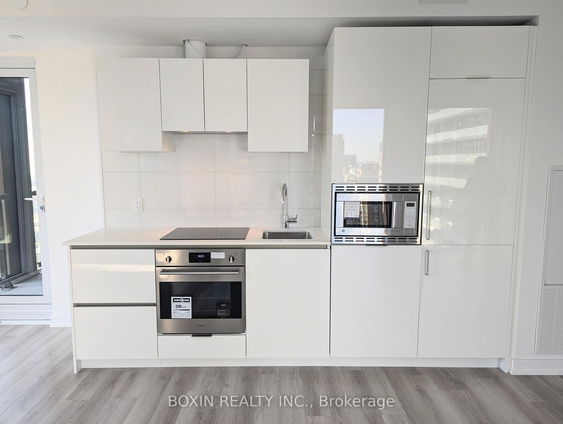 238 Simcoe Street Unit 2604, Downtown Toronto / Waterfront, ON M5T 0E2 - Photo 1