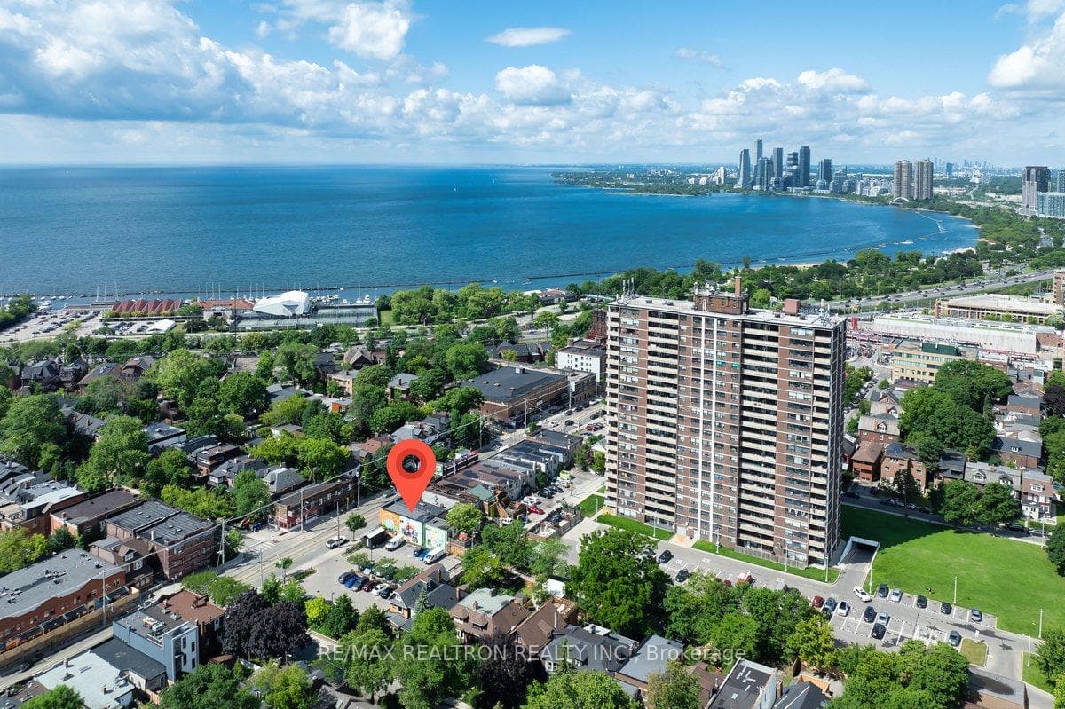 1640 Queen Street, High Park / Junction / Roncesvalles, ON M6R 1B2 - Photo 1