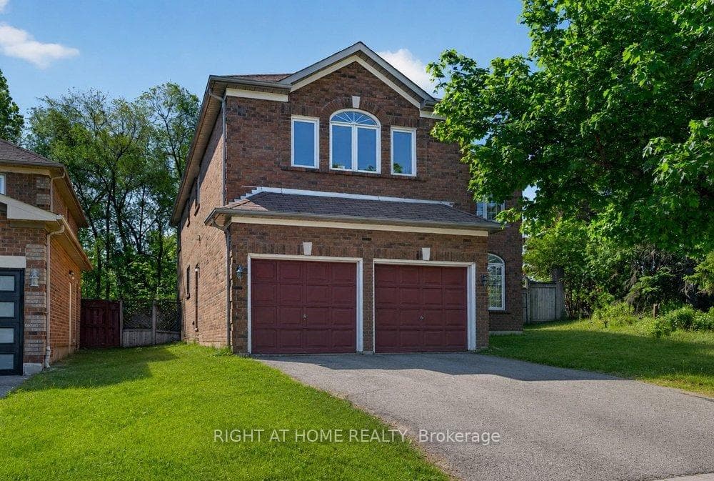 130 Eagleridge Drive, Brampton, ON L6R 1E3 - Photo 1