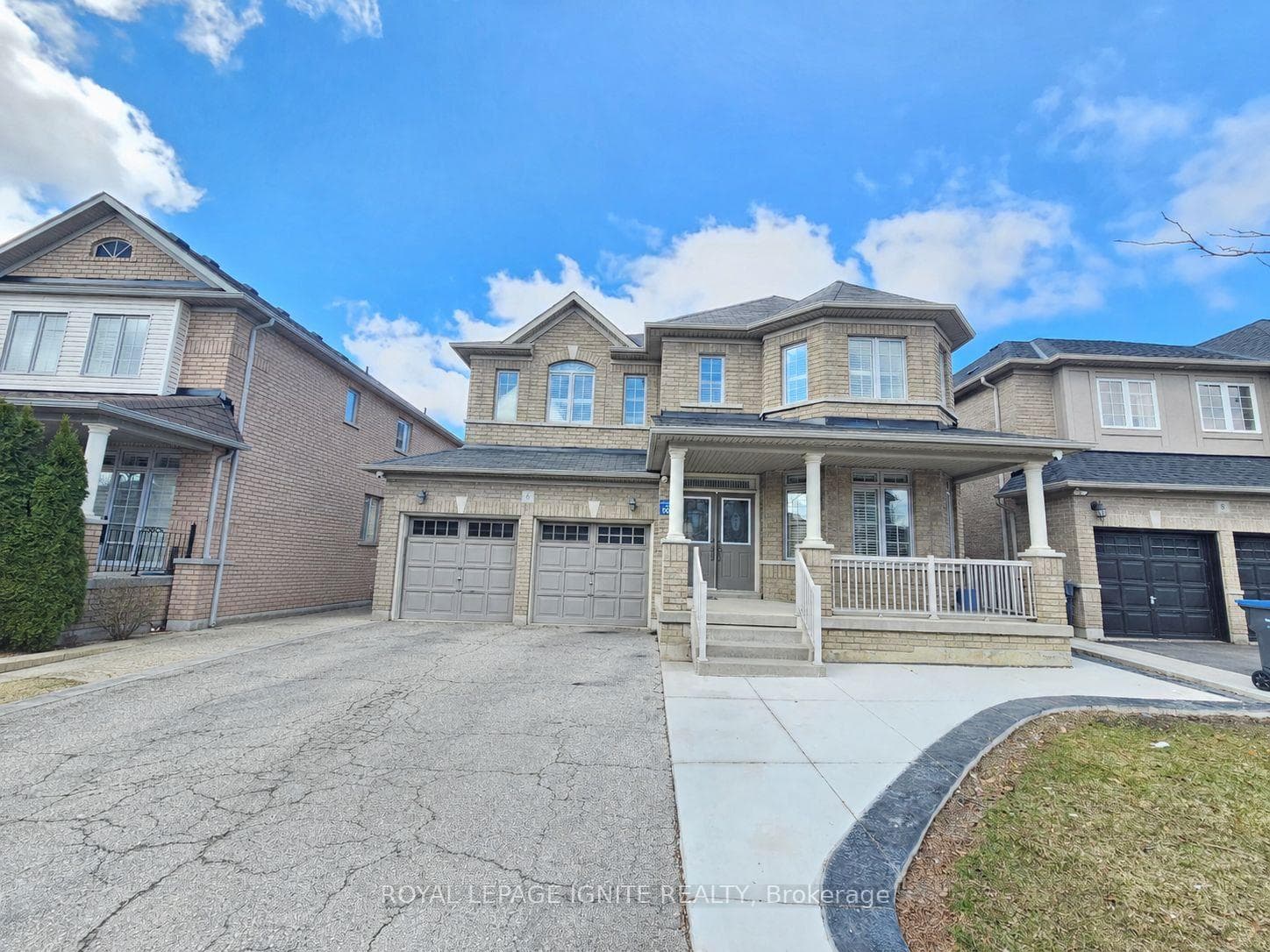 6 Timmins Street, Brampton, ON L6R 0S5 - Photo 1