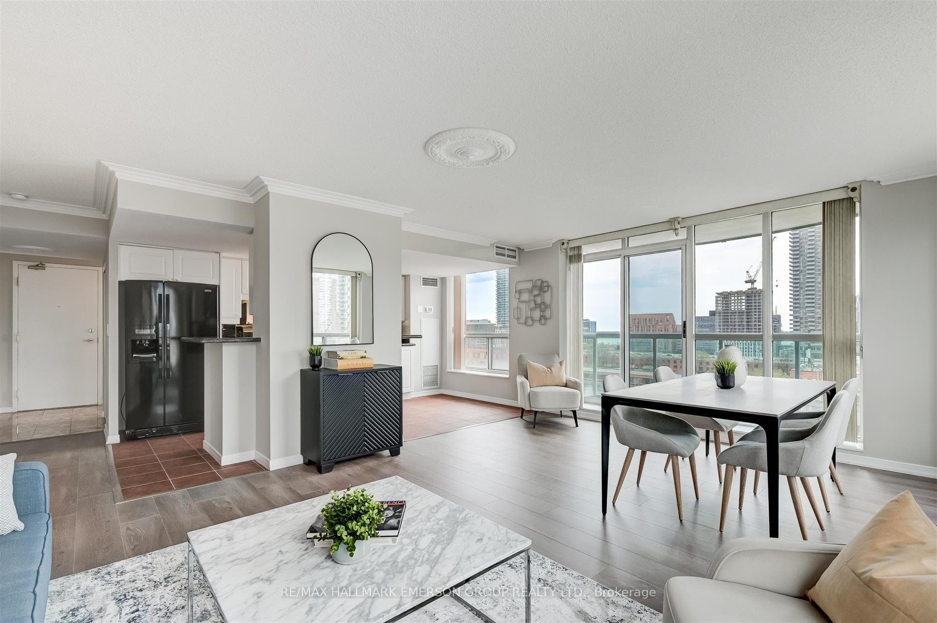 109 Front Street Unit 1131, Regent Park / Cabbagetown / St. James Town, ON M5A 4P7 - Photo 1