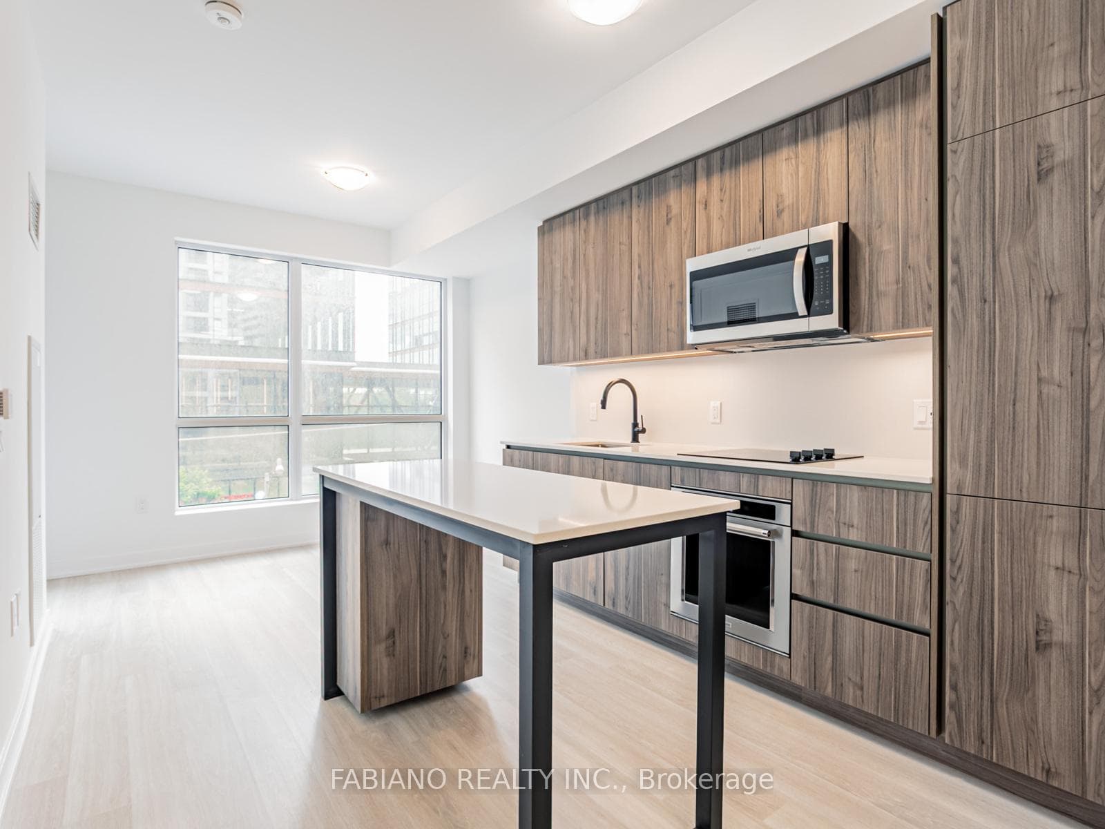 15 Richardson Street Unit 323, Regent Park / Cabbagetown / St. James Town, ON M5A 0Y5 - Photo 1