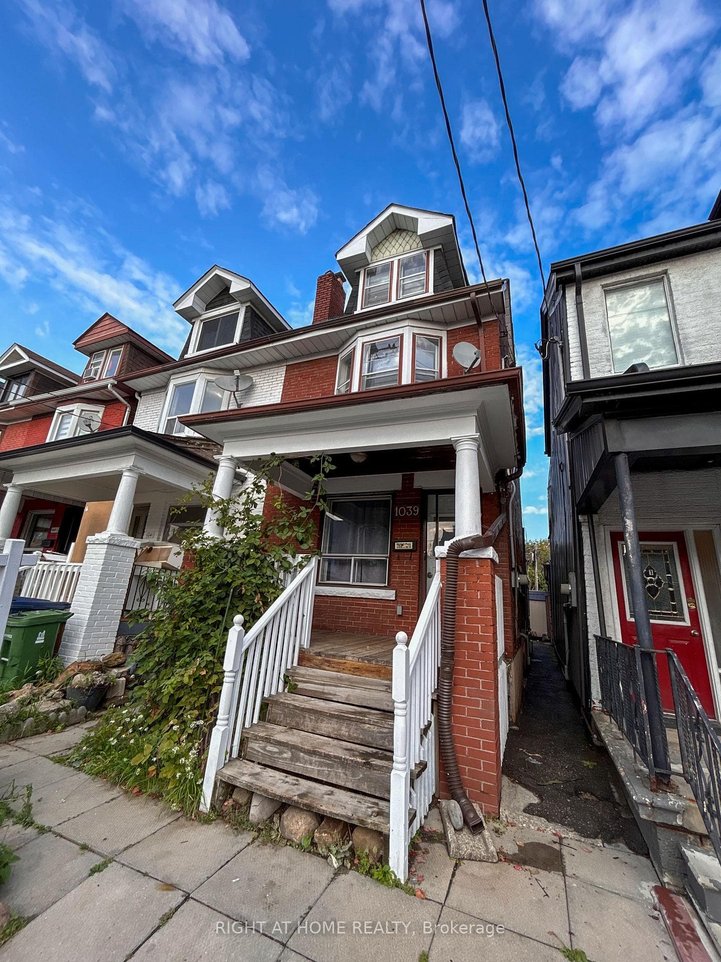 1039 Ossington Avenue Unit 1, Bloor West Village / Swansea, ON M6G 3V9 - Photo 1