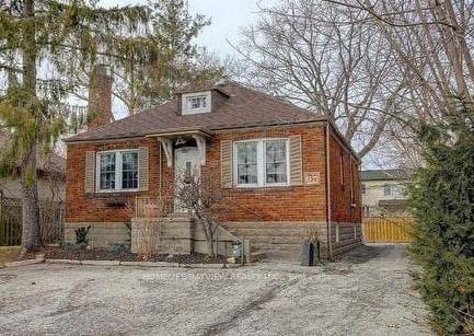 324 Lakeshore Road, Mississauga, ON L5G 1H4 - Photo 1