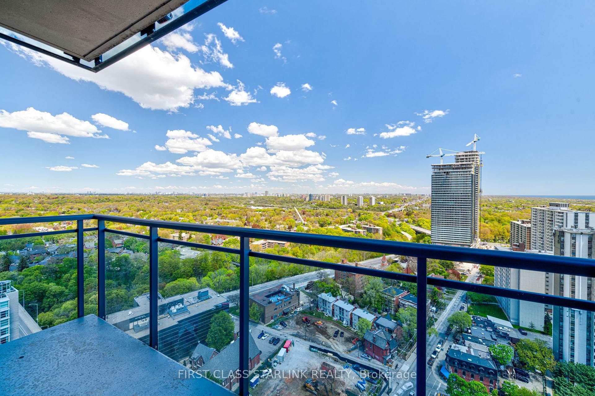 28 Linden Street Unit 2602, Regent Park / Cabbagetown / St. James Town, ON M4Y 0A4 - Photo 1