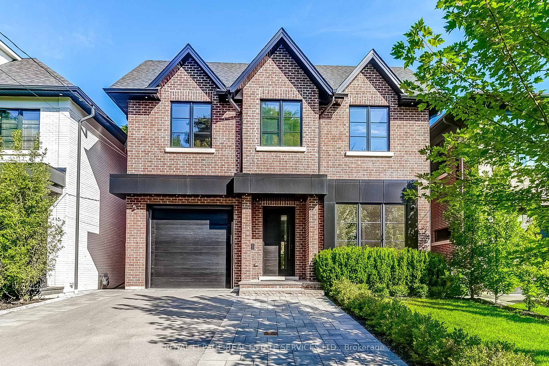8 Shand Avenue, Etobicoke (Islington / Rexdale), ON M8X 2M5 - Photo 1