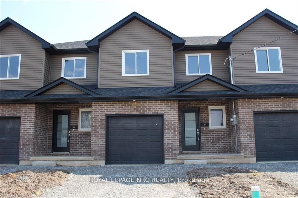 76 Almond Street, Welland, ON L3B 3P8 - Photo 1
