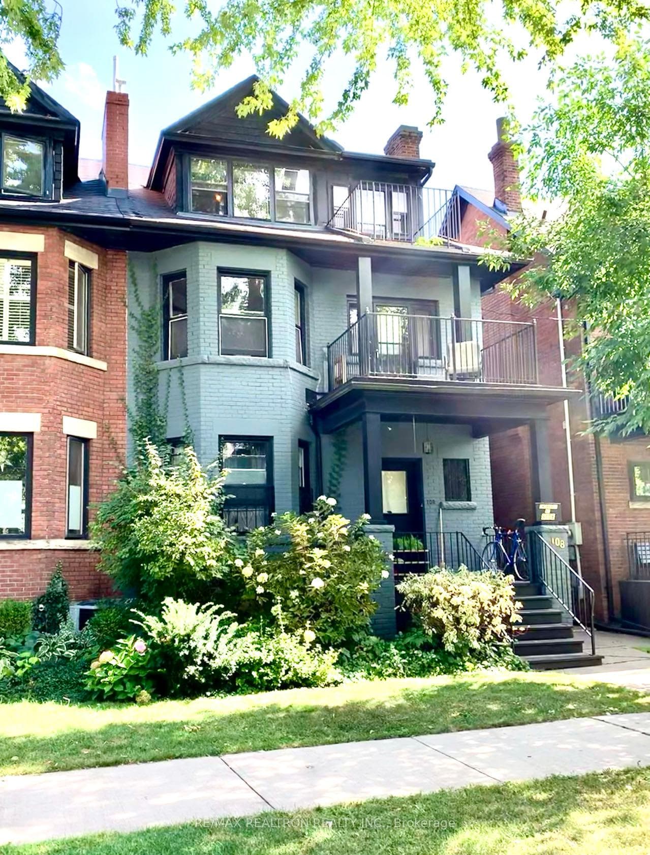 108 Admiral Road Unit 3, Annex / Yorkville / Summerhill, ON M5R 2L6 - Photo 1
