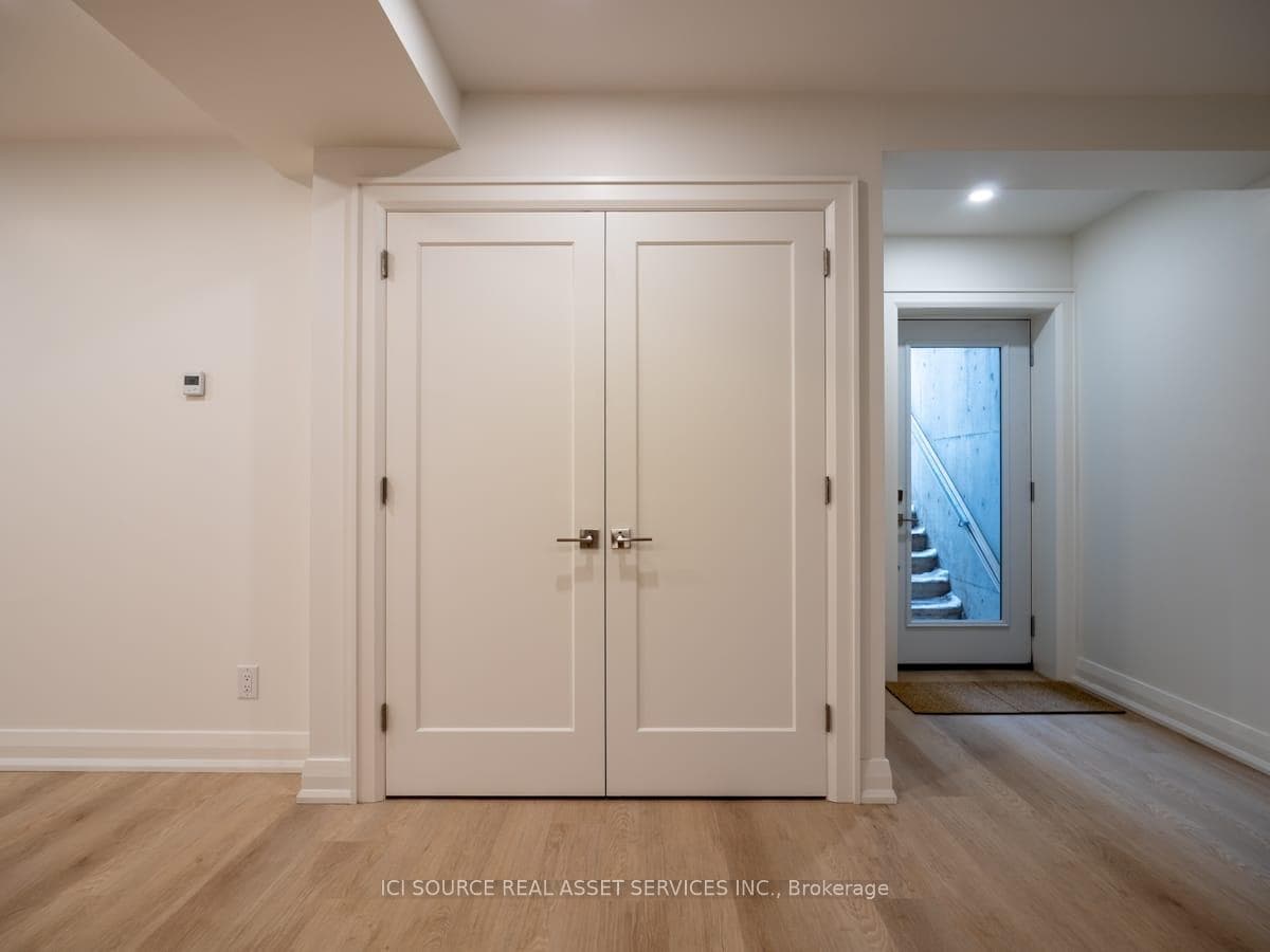 168 Annette Street Unit Unit C, Bloor West Village / Swansea, ON M6P 1P4 - Photo 1