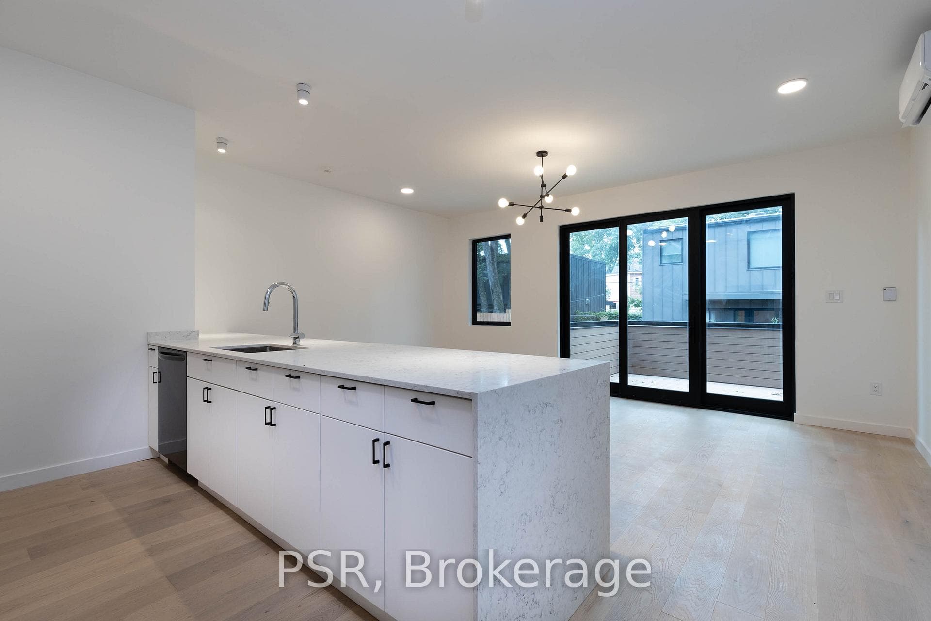 60 Jones Avenue Unit C, Riverdale / Leslieville, ON M4M 2Z8 - Photo 1