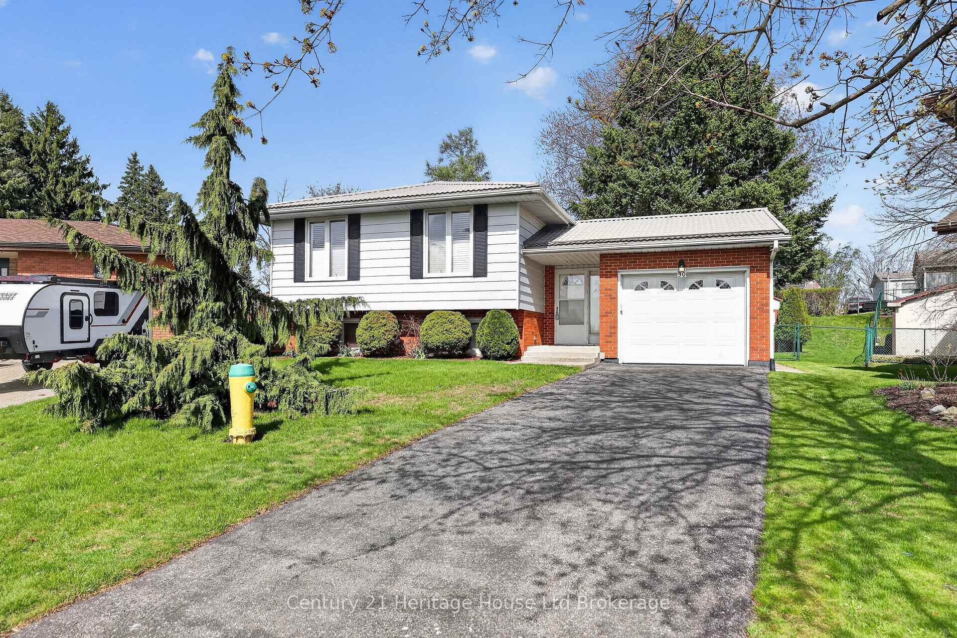 30 Ashton Court, Woodstock, ON N4S 8N9 - Photo 1