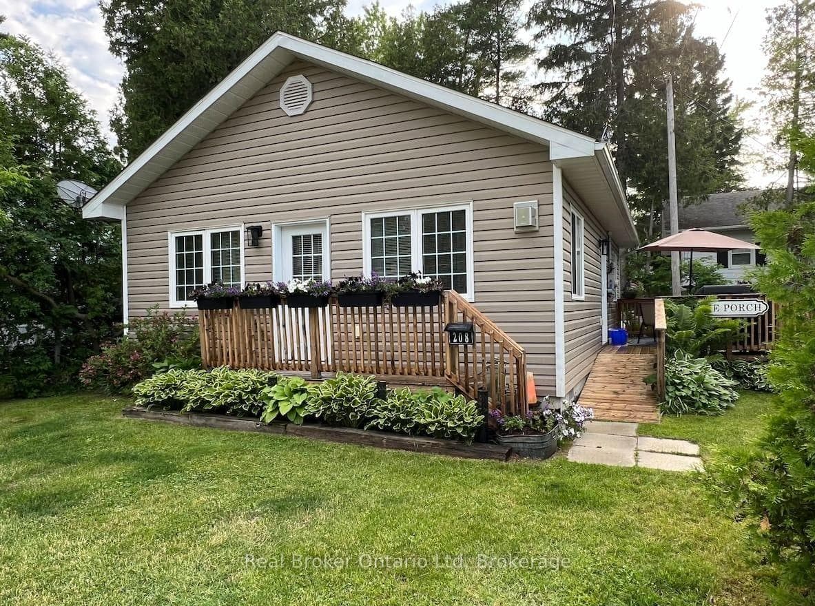 208 Second Avenue, South Bruce Peninsula