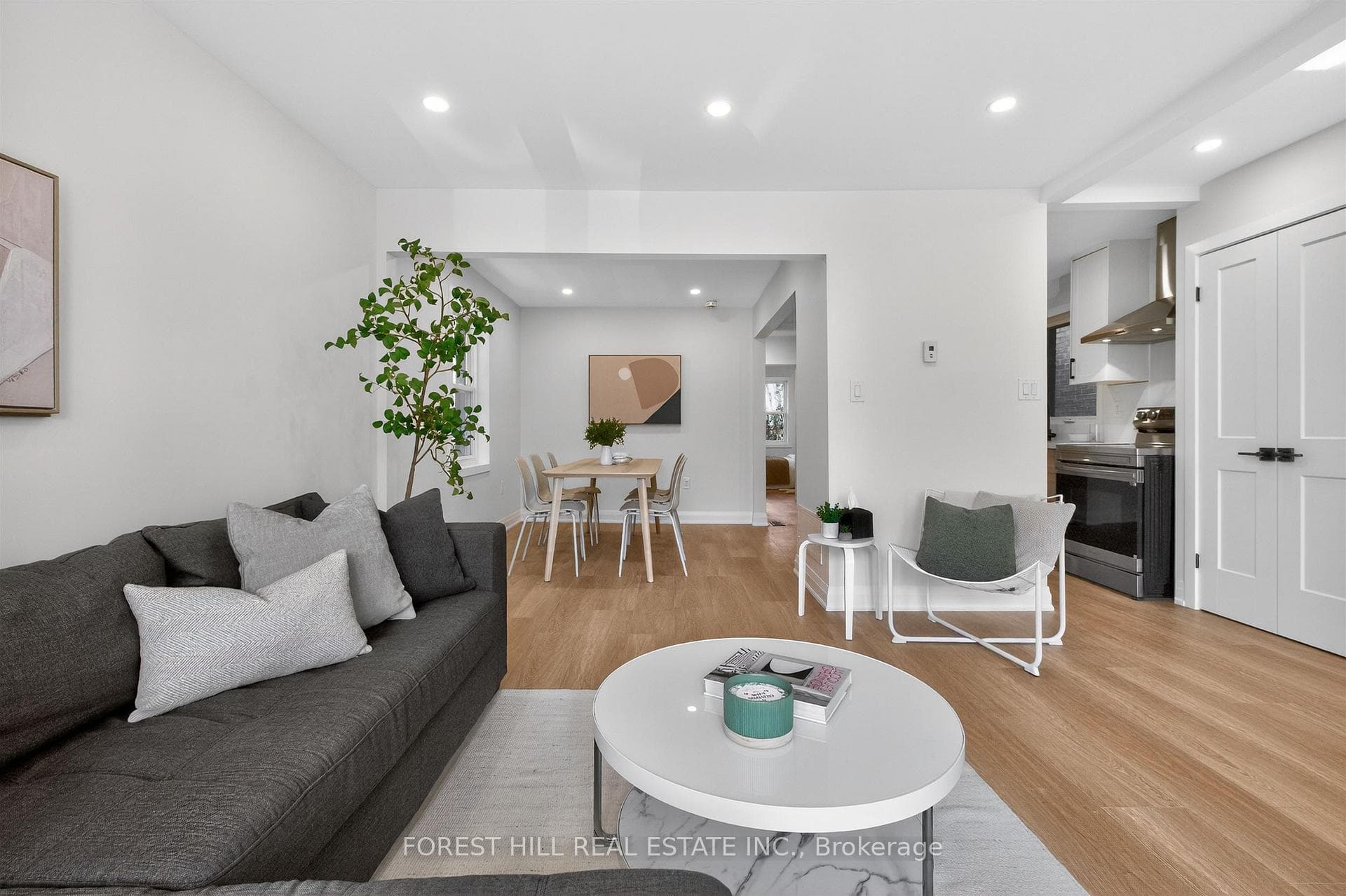 17 Alexander Street, Liberty Village / Parkdale / South Parkdale, ON M8V 2K7 - Photo 1