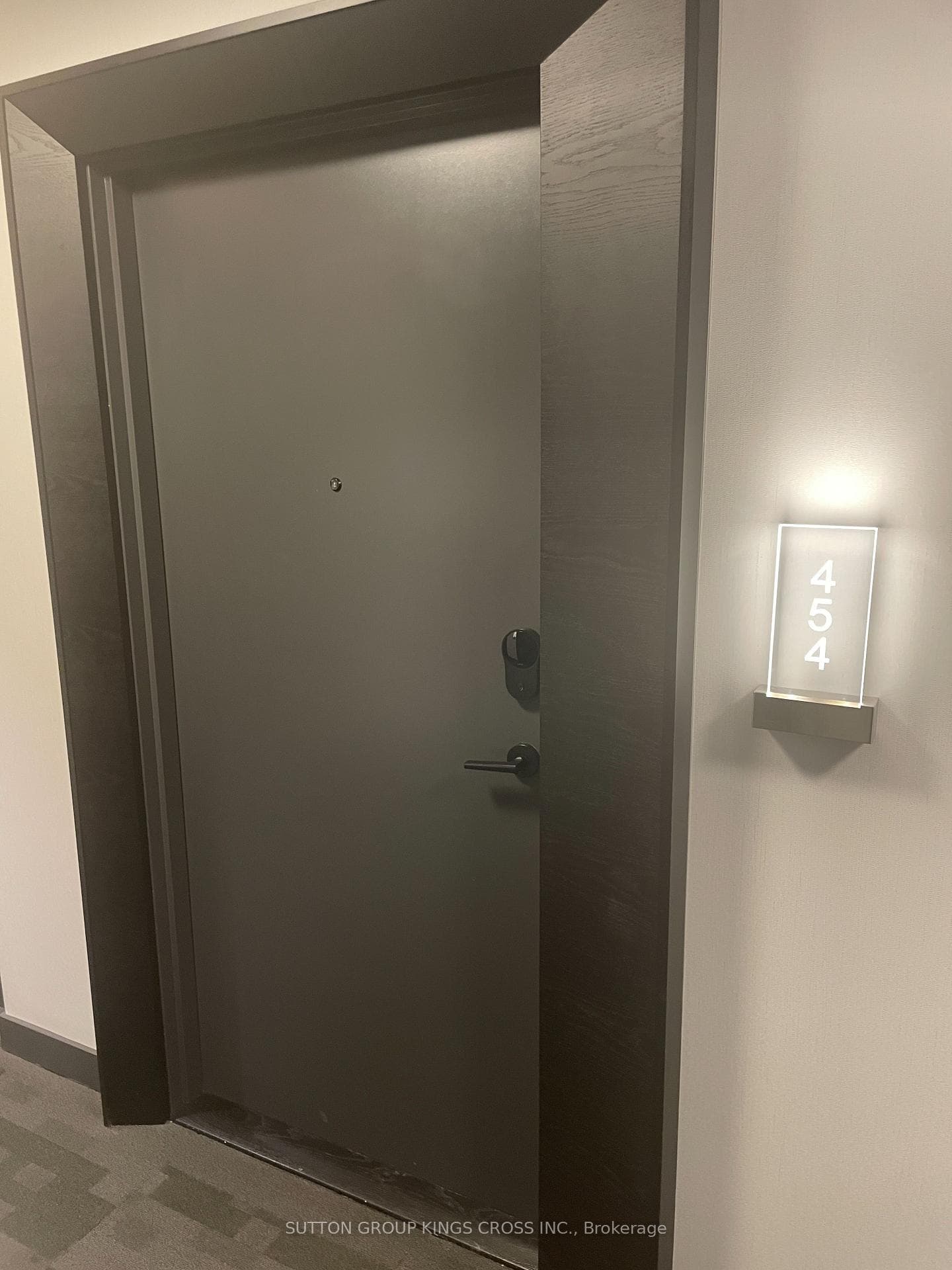 60 Princess Street Unit 454, Toronto C08