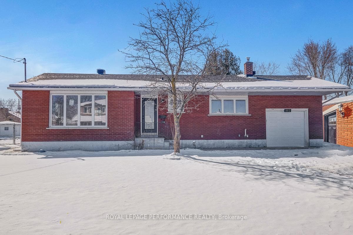 882 Balsam Drive Unit B, Orleans - Cumberland and Area, ON K1E 1B5 - Photo 1