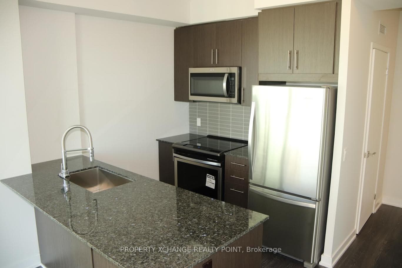 4055 Parkside Villiage Drive Unit 2115, Mississauga, ON L5B 0L7 - Photo 1